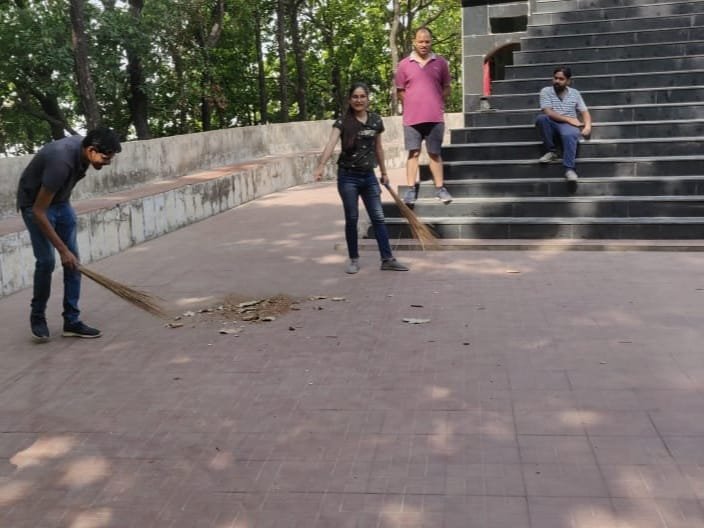 Cleanliness Drive at Khalanga Yudh Smarak by Sarvatra Seva Foundation